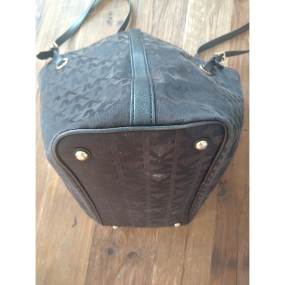 Michael Kors Black LogoDesigner Tote Leather Straps Gold Hardware Slouch… - Picture 4 of 9